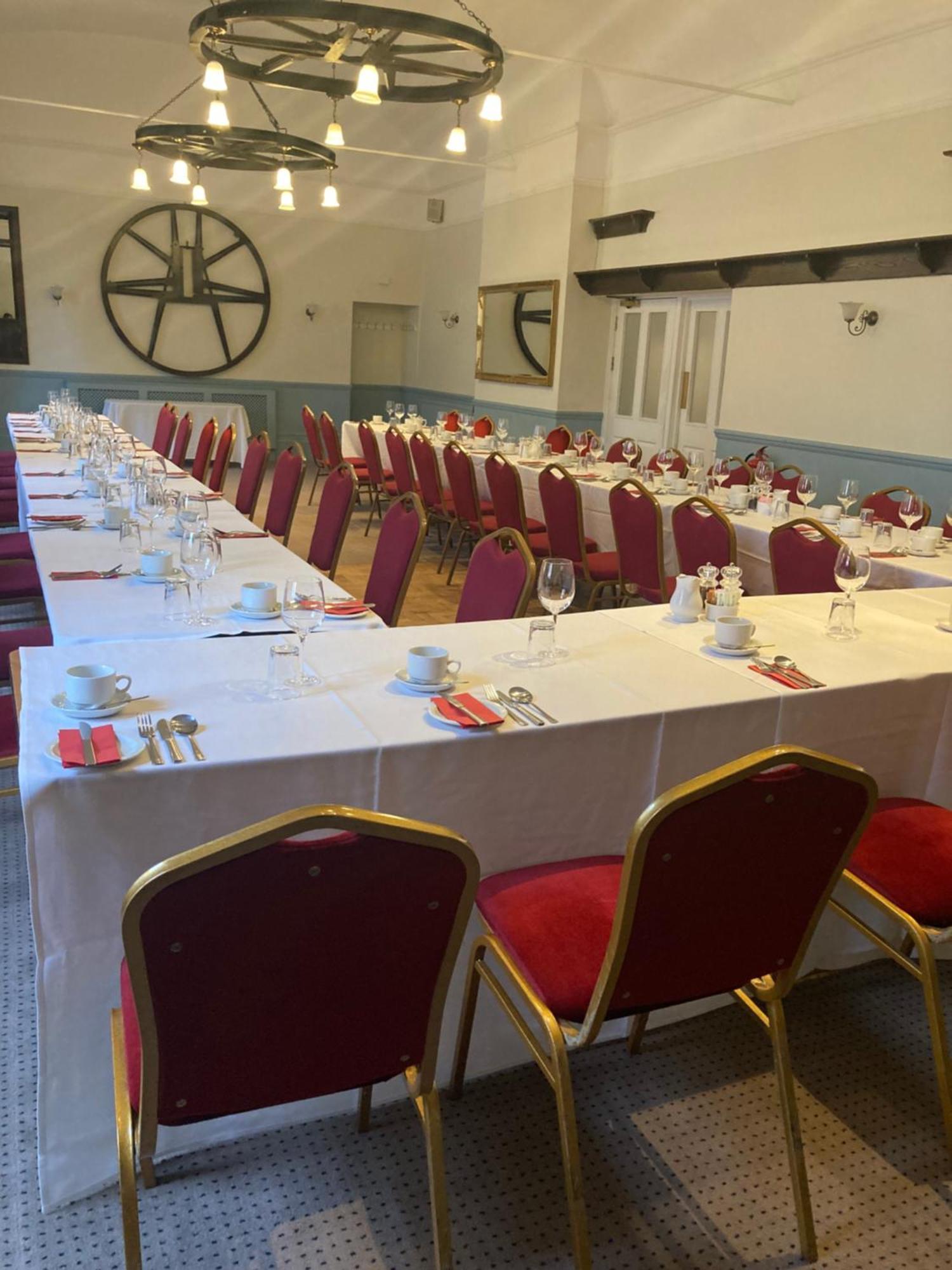 Saracens Head Hotel By Greene King Inns Towcester Ngoại thất bức ảnh