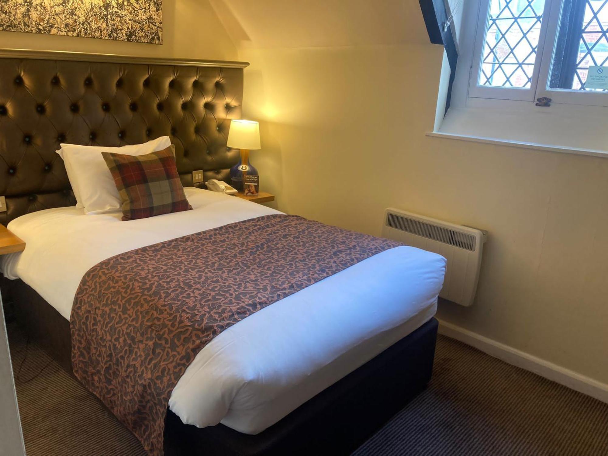 Saracens Head Hotel By Greene King Inns Towcester Ngoại thất bức ảnh